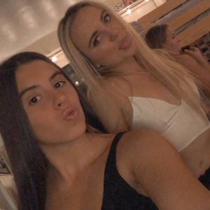 Meet your Posher, Mia